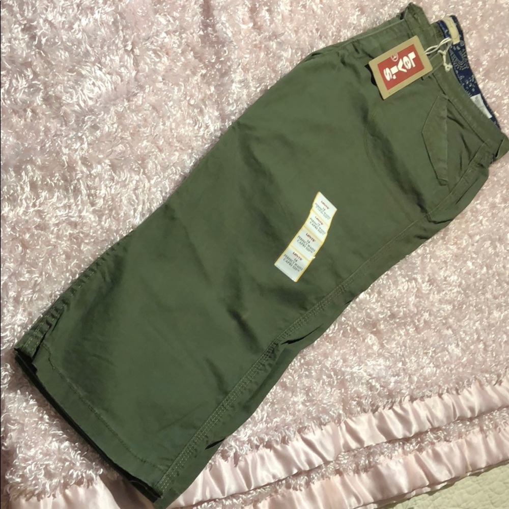 Capris